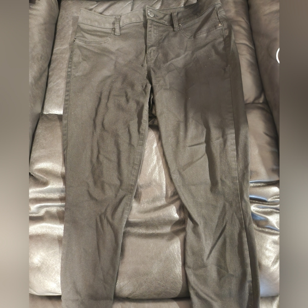 Level 99 Black Skinny Jeans, size 30/10